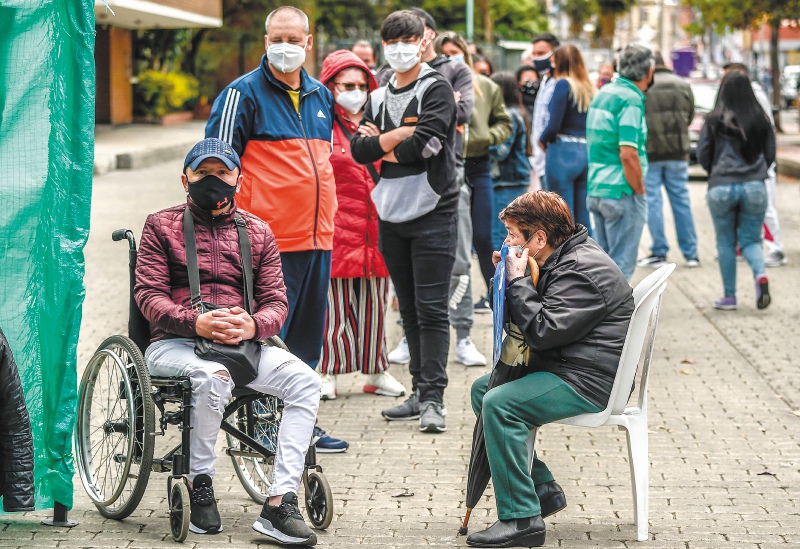 Lograr inmunidad de rebaño, una propuesta muy polémica