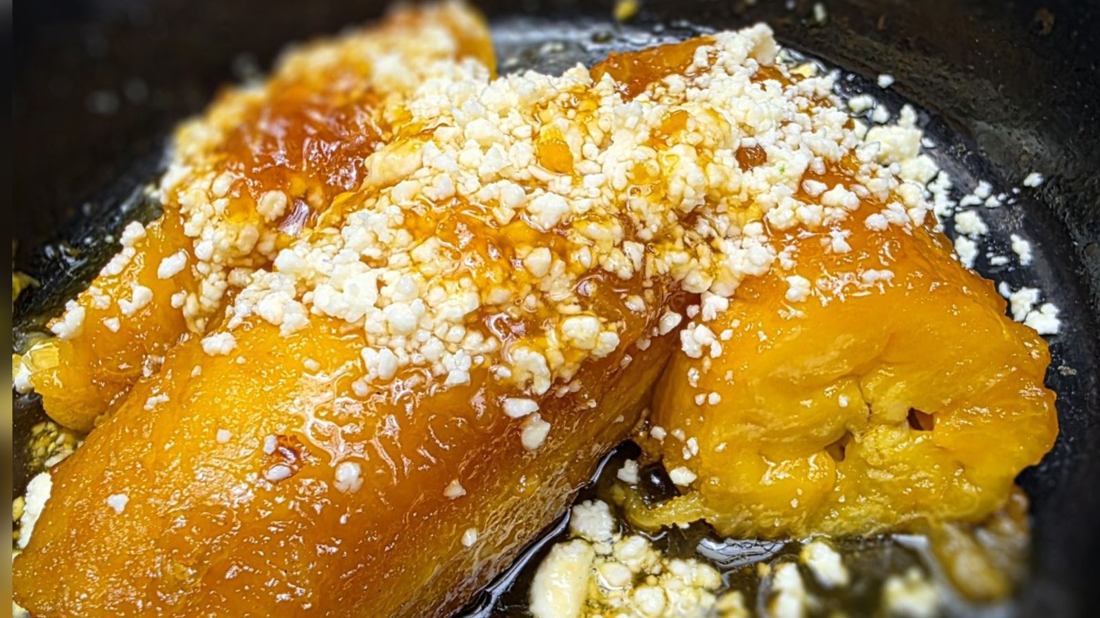 Receta preparar plátano maduro con panela y queso campesino