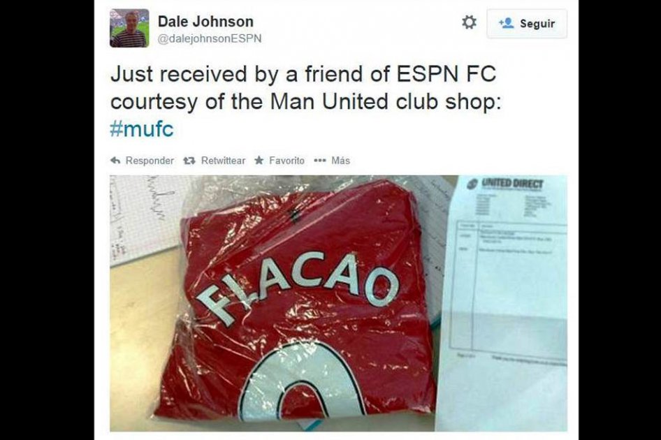 Manchester United escribe mal el nombre de Falcao en su camiseta