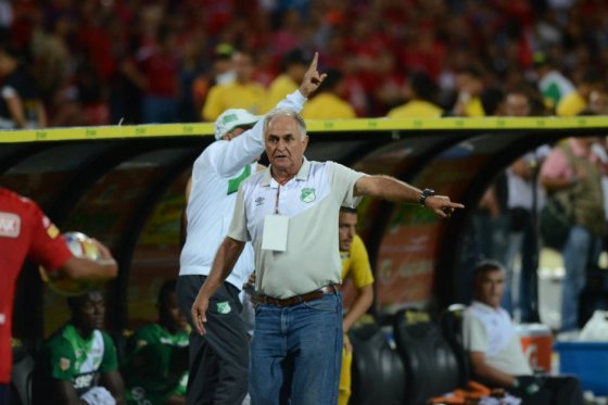 ‘Pecoso’ Castro se despachó contra Carlos Antonio Vélez