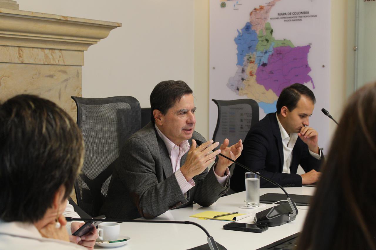 La Constitución: a la edad de Cristo, en manos de Cristo 