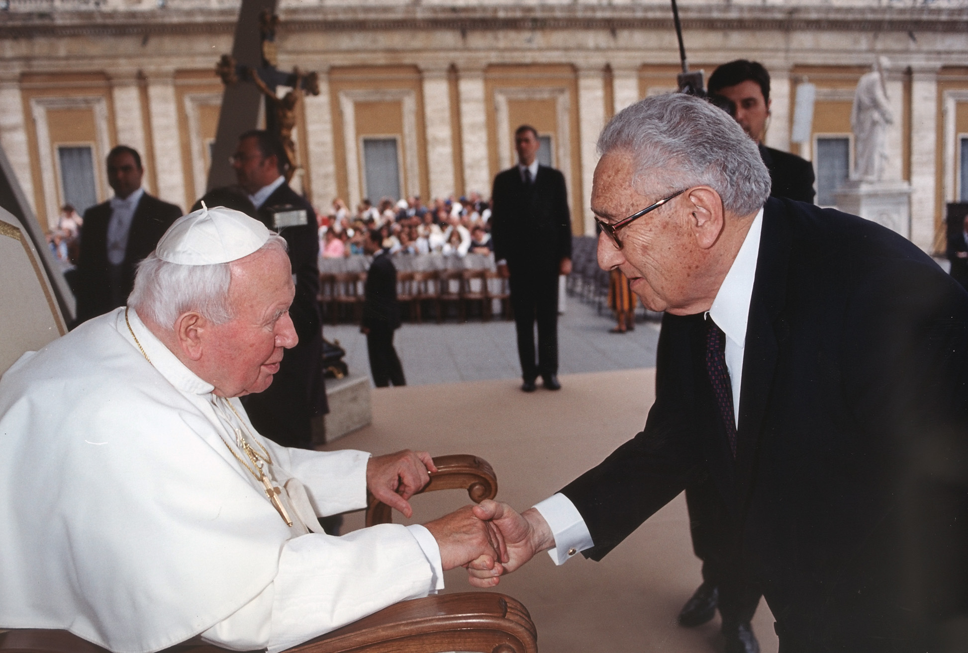 Henry Kissinger y personalidades del mundo