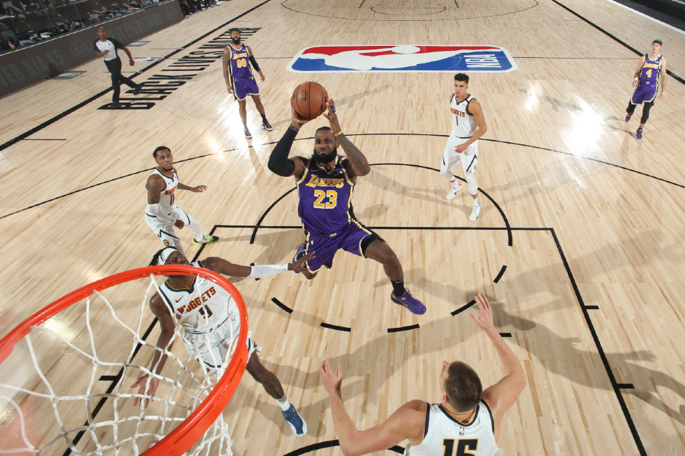 LeBron y sus Lakers contra Miami, la batalla final de la NBA