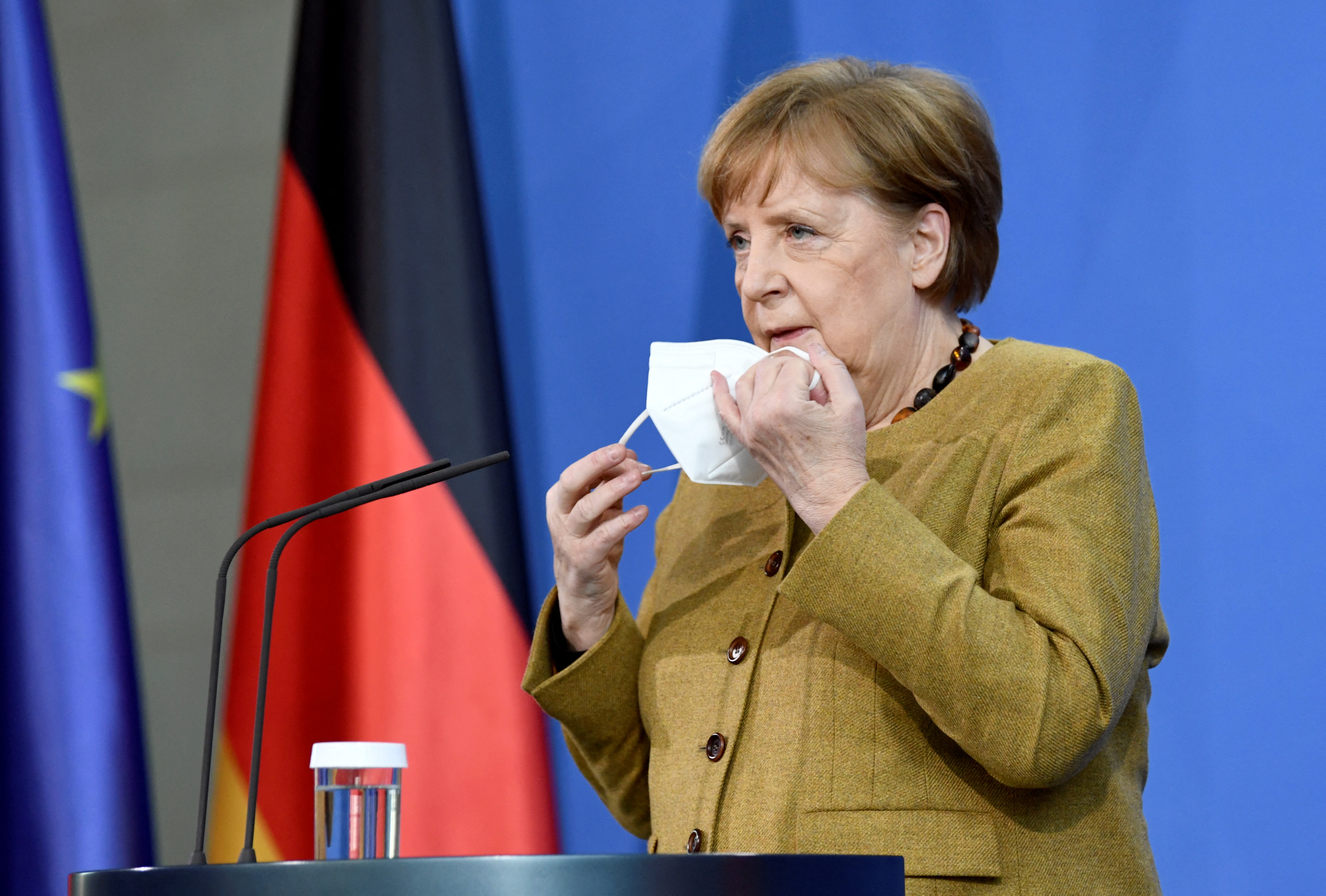 Líderes del G7 darán hasta 7.500 millones de dólares para vacunar a los países más pobres