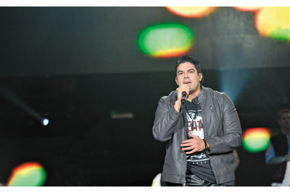 Jerry Rivera se ha destacado en la interpretación de temas salseros, pero también ha cantado baladas, boleros y tangos. / AFP