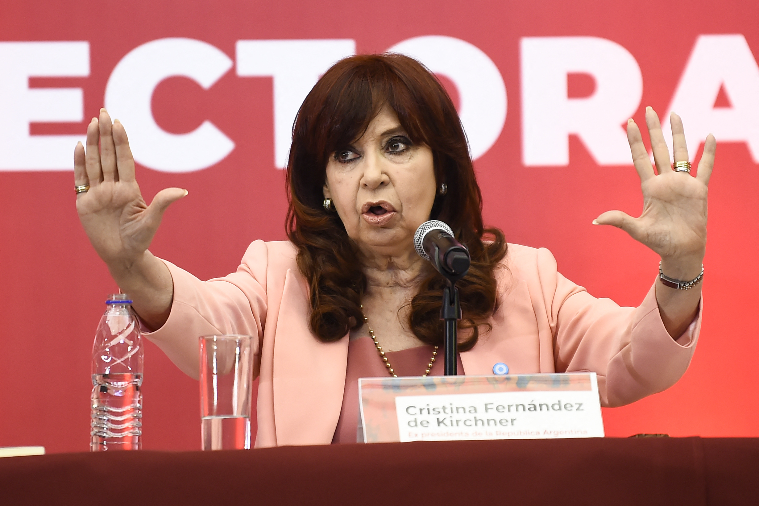 “La misoginia no tiene bandera”: Cristina Fernández se solidariza con Yáñez