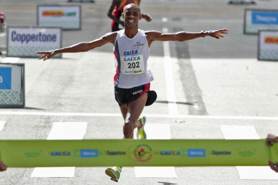 Stanley Biwott ganó la San Silvestre de Sao Paulo. Foto: AFP
