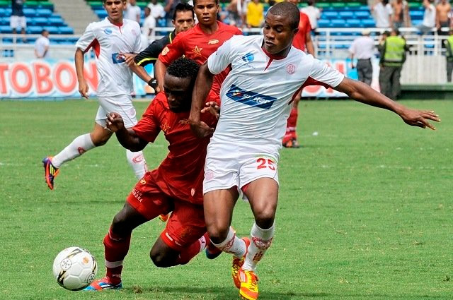 América venció 2-0 a Rionegro y sigue en la pelea de la B