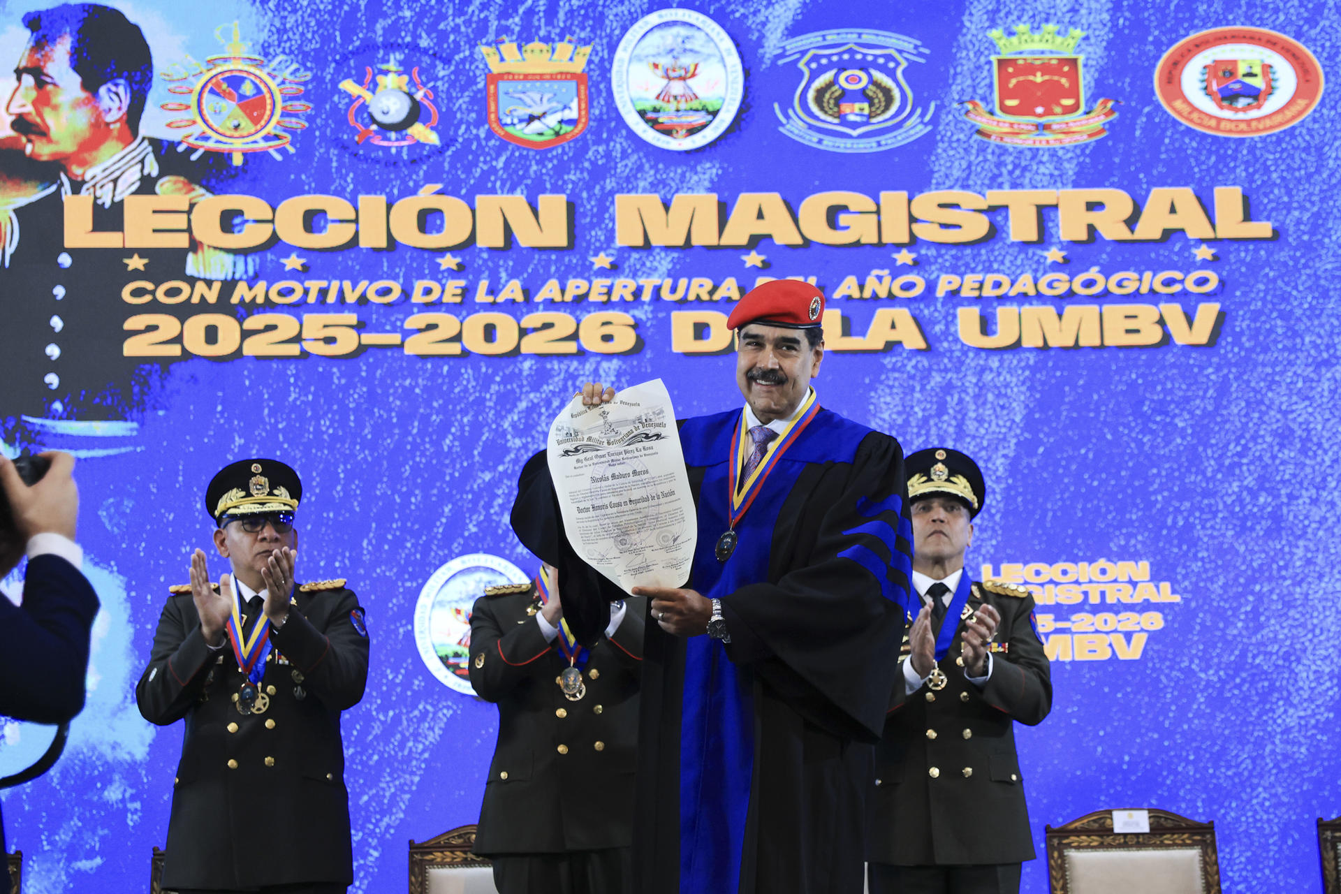 Este es el doctorado militar que recibió Maduro en medio de tensión con EE. UU.