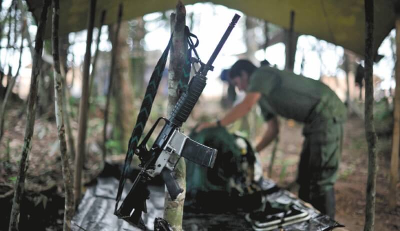 “La niebla de la paz”, entre la caleta y las memorias de las Farc
