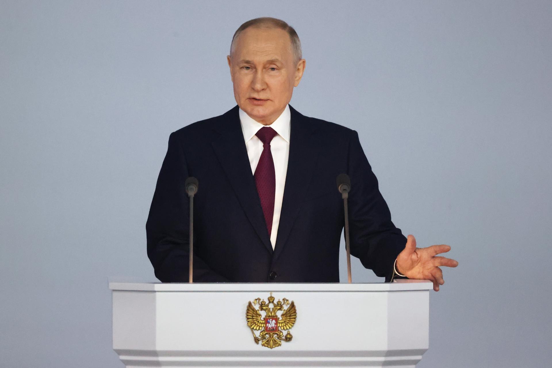 “Occidente es responsable” de la guerra en Ucrania: Putin al Congreso