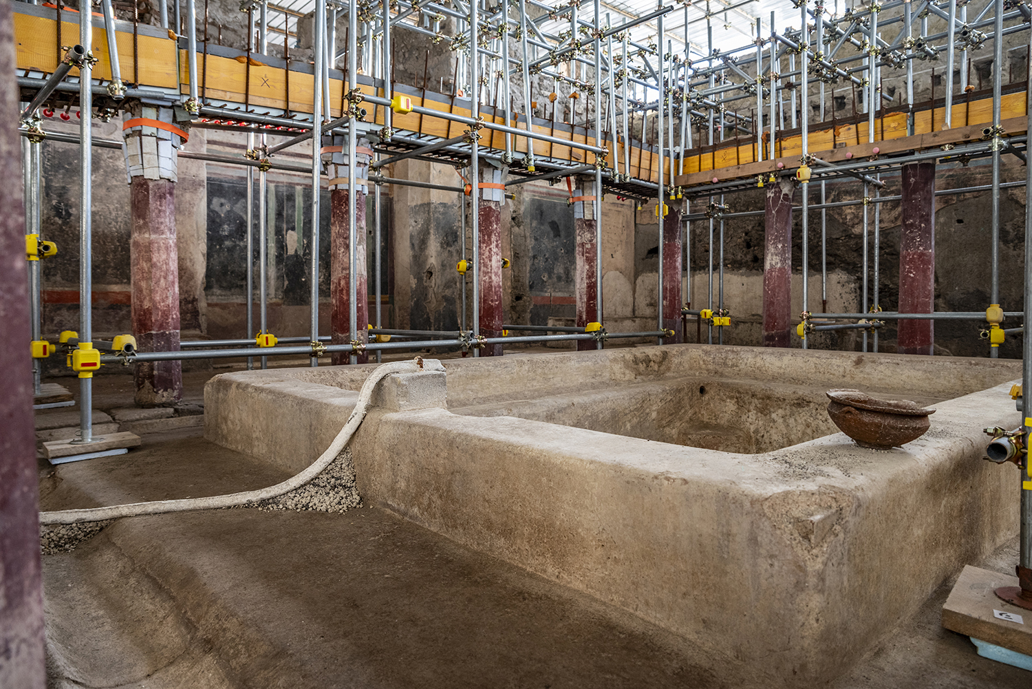 Un banquete en ruinas: hallazgo en Pompeya revela el esplendor de la vida romana