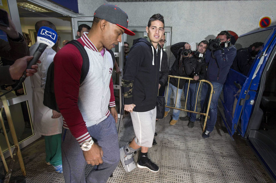 James, operado con éxito