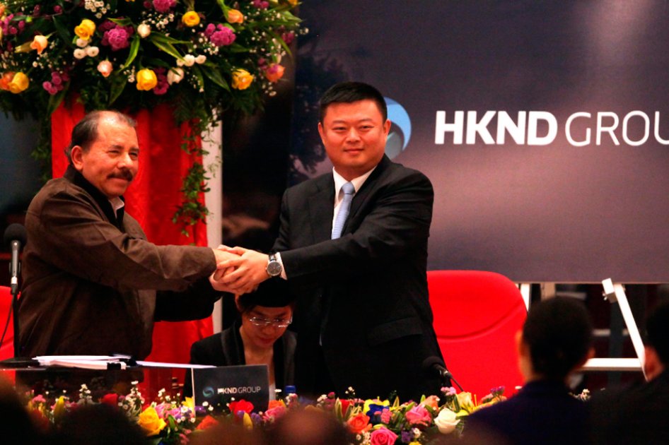 Ortega y empresa china firman acuerdo para construir canal en Nicaragua