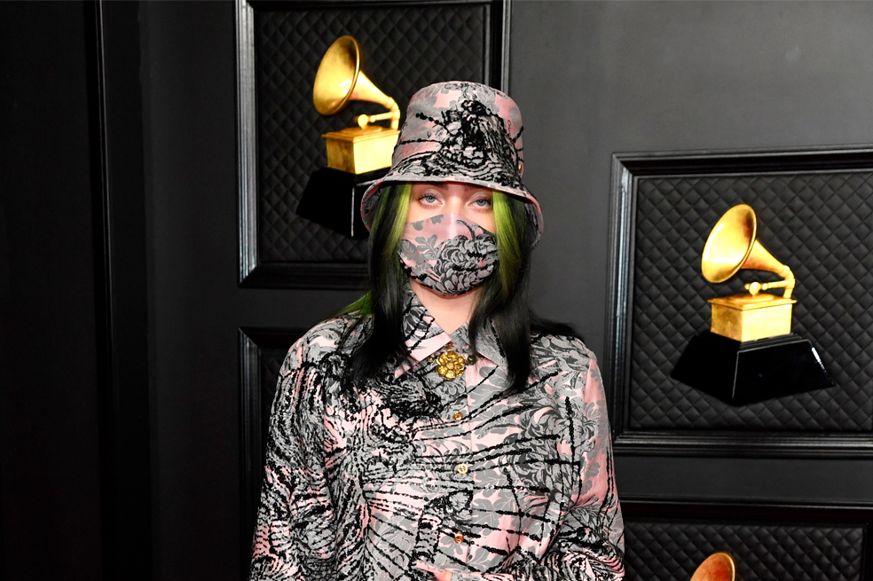 Billie Eilish rompe con su imagen y se pasa al rubio de moda