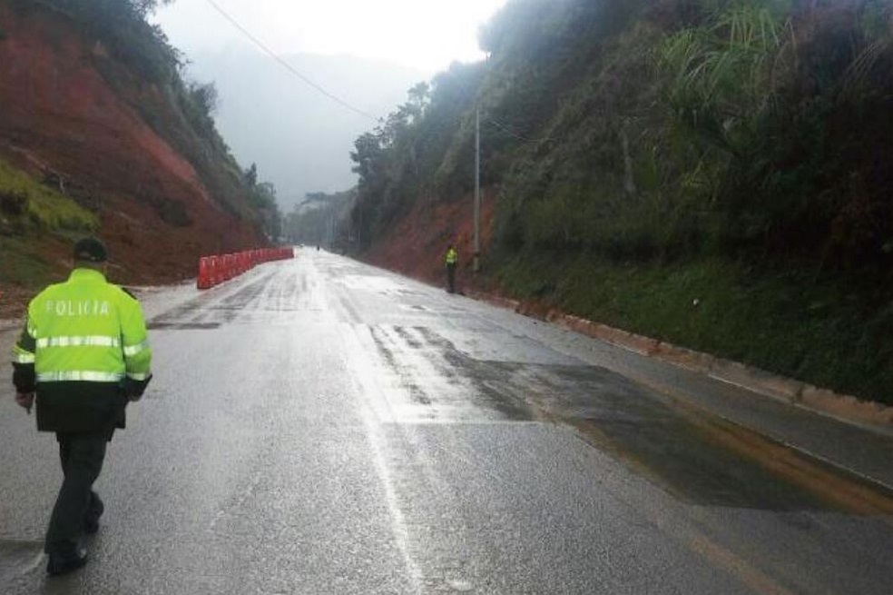 Autoridades logran la reapertura de la vía Medellín – Santa fe de Antioquia