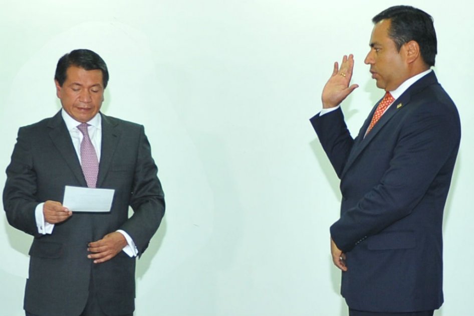 Defensor del Pueblo pidió la renuncia a su vicedefensor