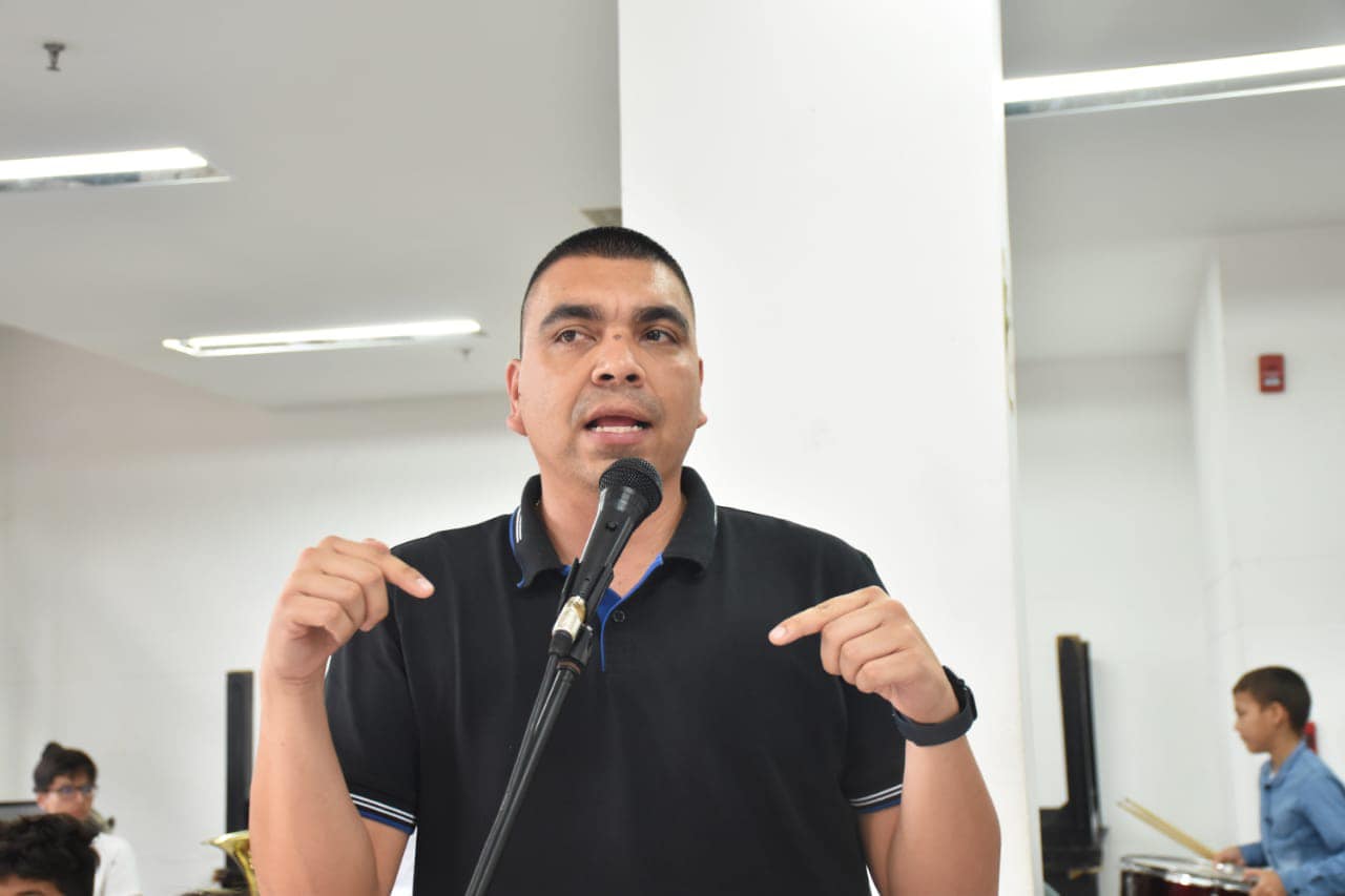 “El que no pague, que se vaya para la cárcel”: Cambio Radical con los evasores