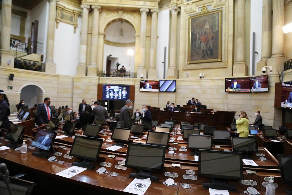 A un debate de ser ley proyecto que reduce el receso legislativo