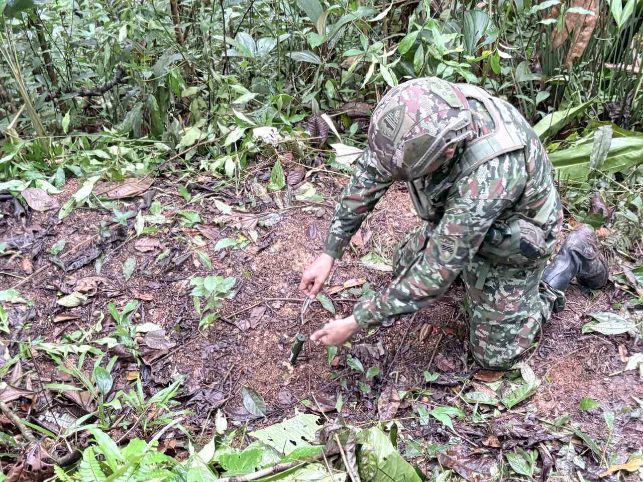 Ejército desactivó mina antipersonal cerca de comunidad indígena y un colegio en Risaralda