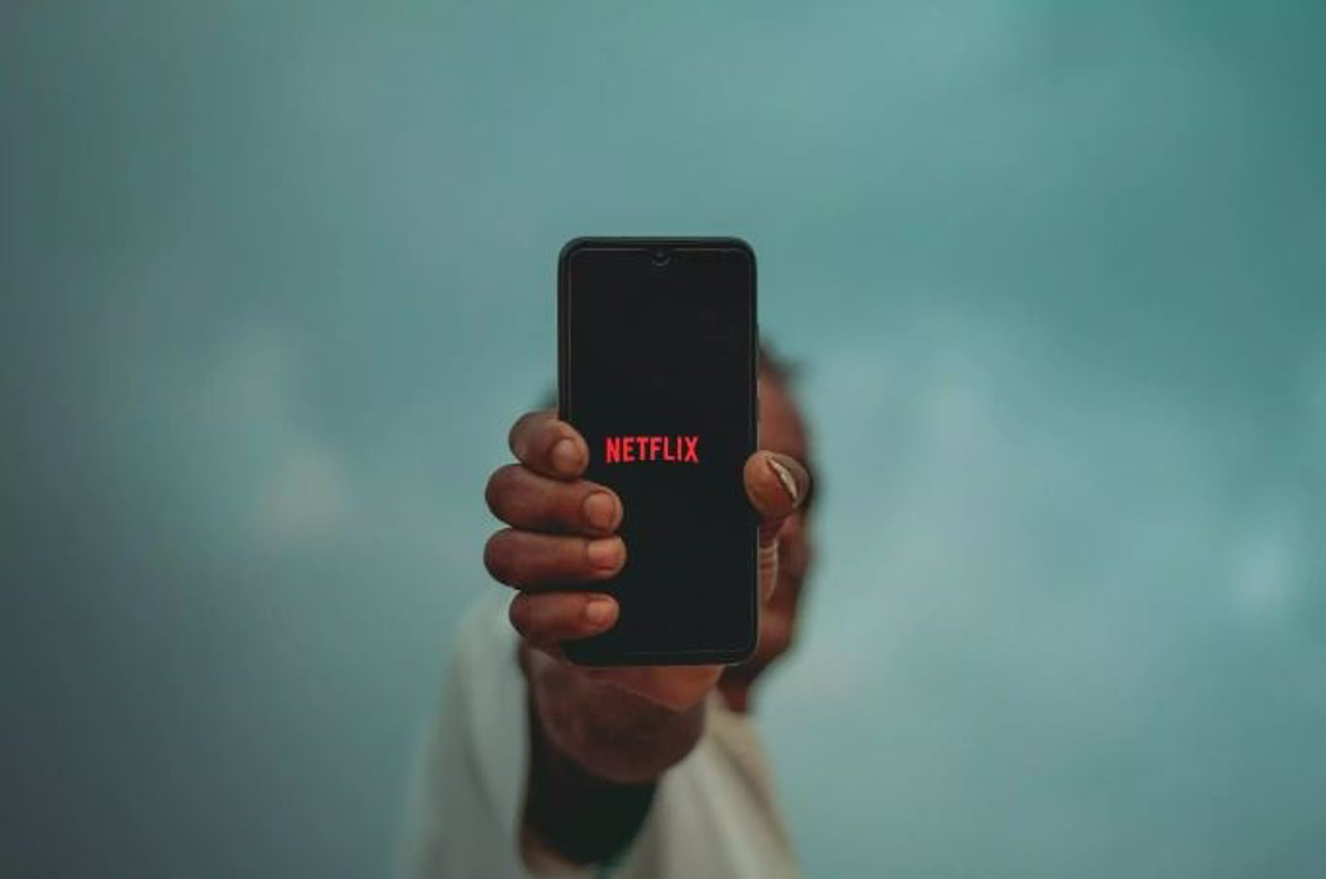 Netflix confirma que trabaja en una modalidad de servicio más barata con publicidad