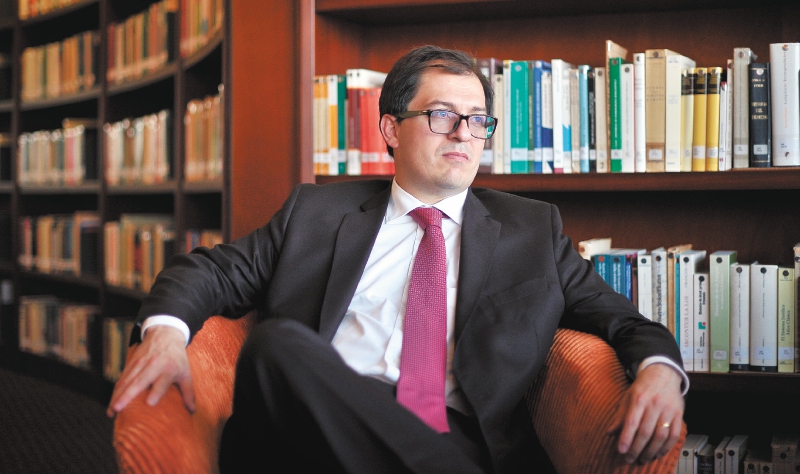 Fiscal Francisco Barbosa no se ha declarado impedido por denuncia contra su esposa