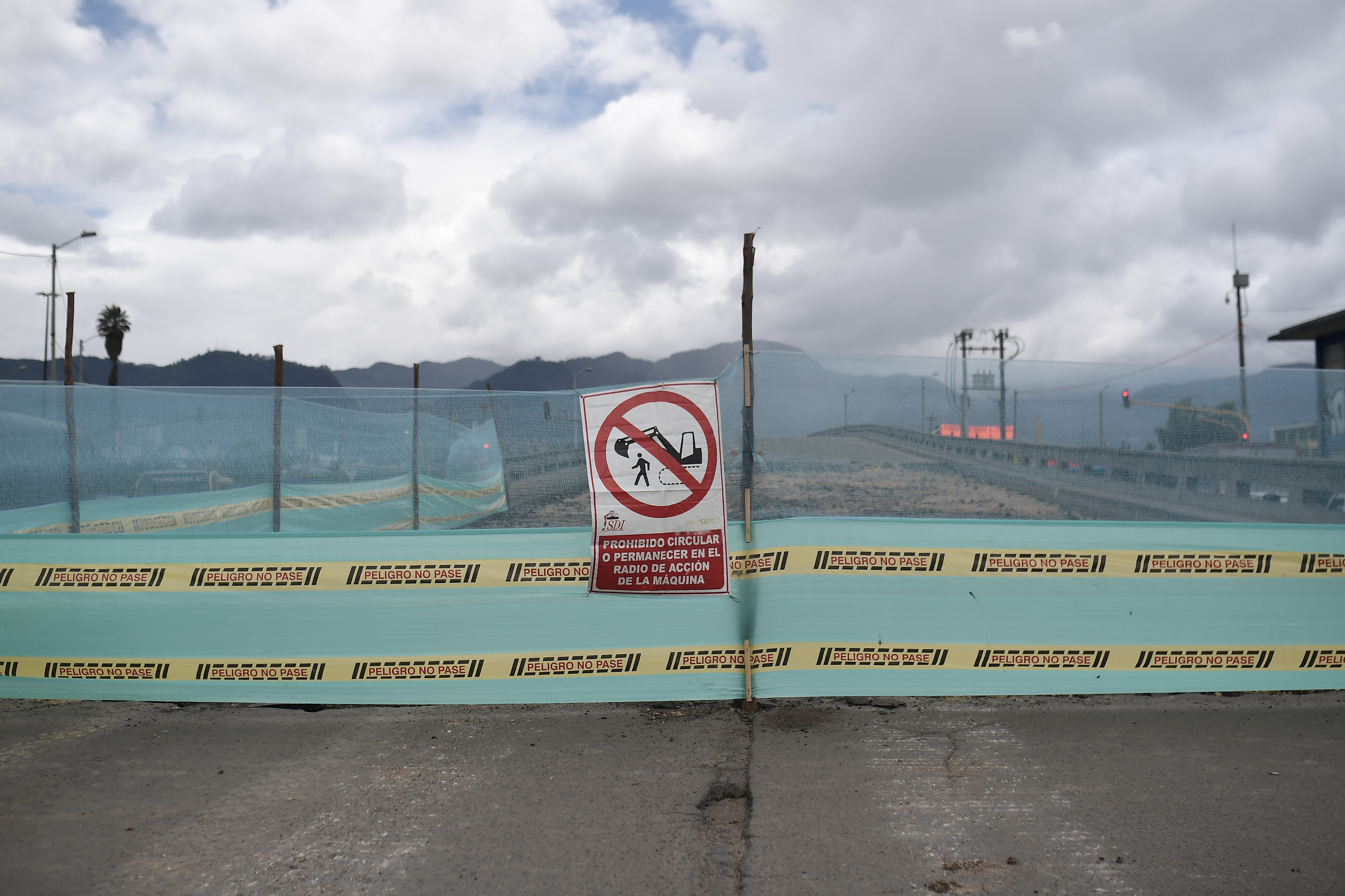 Panorámicas de los cierres de los puentes de la Calle 13 con Américas y 50