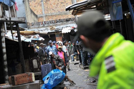 Vuelve y juega: habitantes de calle protagonizaron desmanes en Bogotá