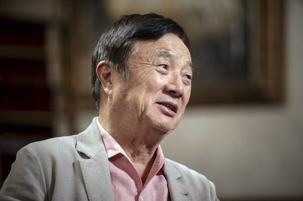 Presidente de Huawei llama a incursionar en software para enfrentar sanciones de Estados Unidos
