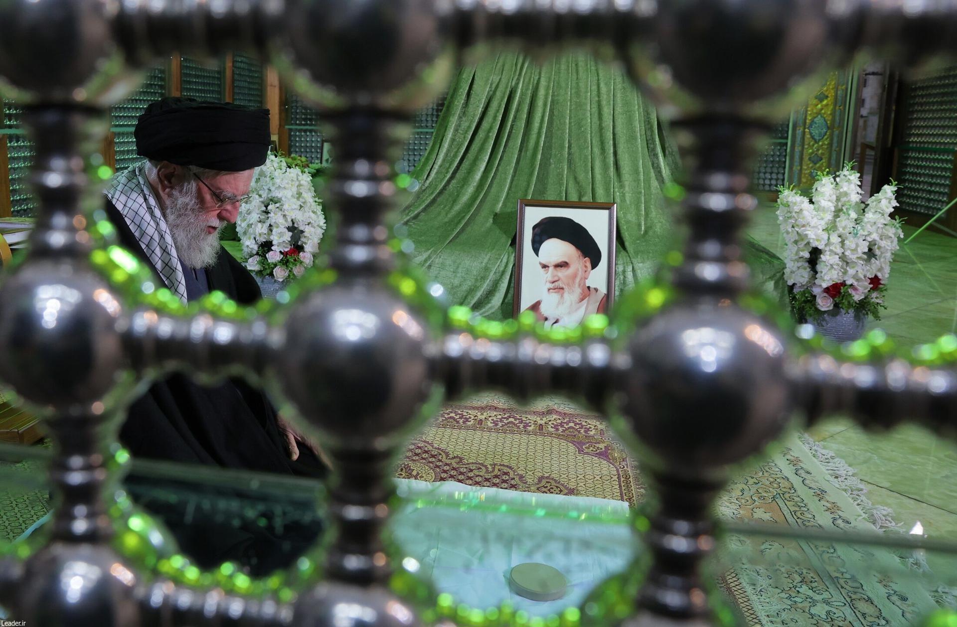 El triunvirato de transición: ¿Quiénes son los tres hombres que hoy gobiernan Irán?