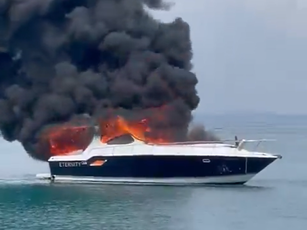Se incendió yate con turistas, cerca de las islas del Rosario, en Cartagena