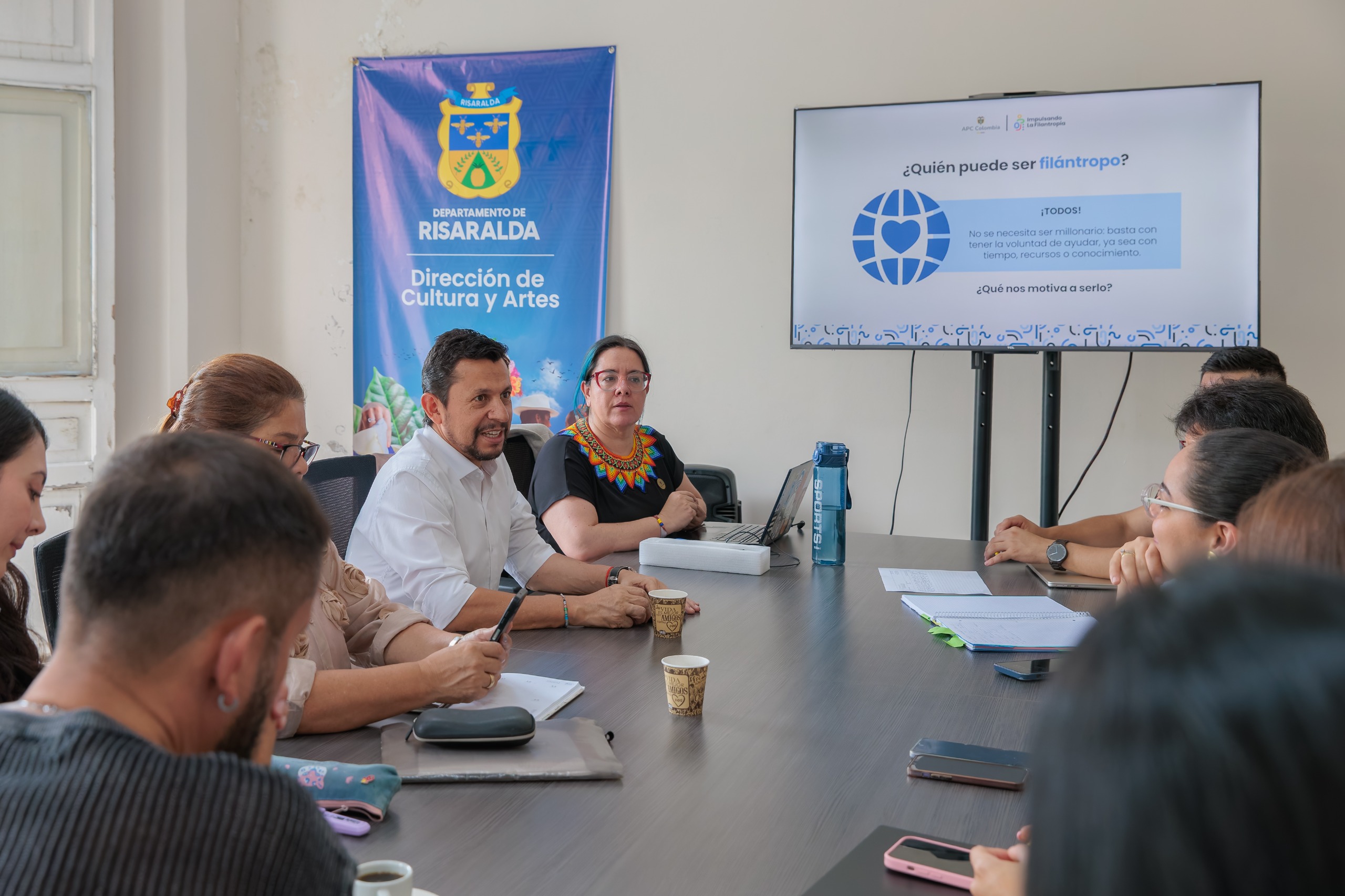 Capacitación a la sociedad civil y empresarios de Risaralda por parte de APC Colombia, por invitación de la Gobernación.