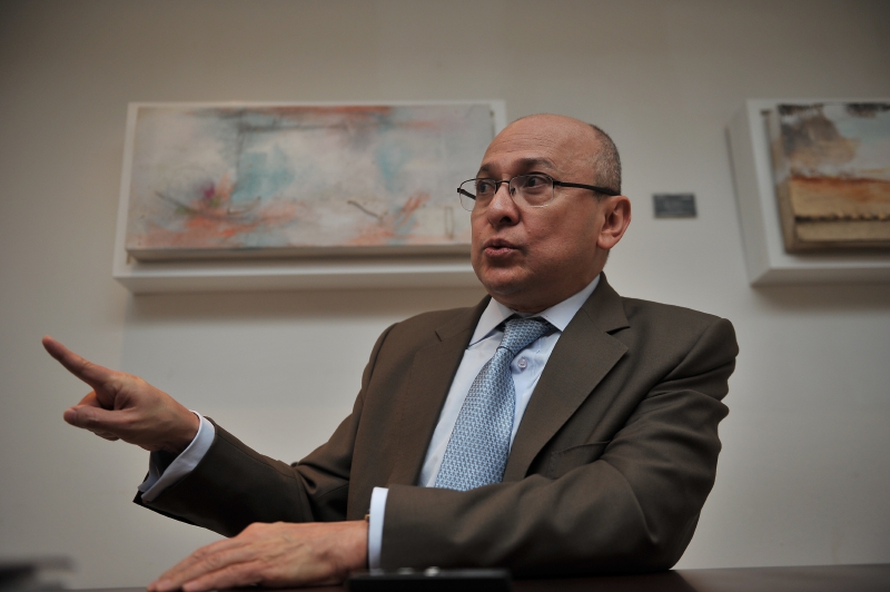 Exfiscal Montealegre dijo que el Gobierno lo traicionó