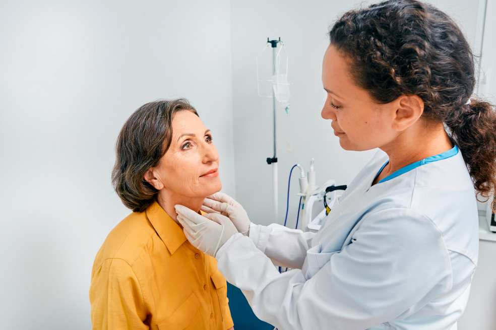 Cáncer de tiroides: qué es y cómo se manifiesta