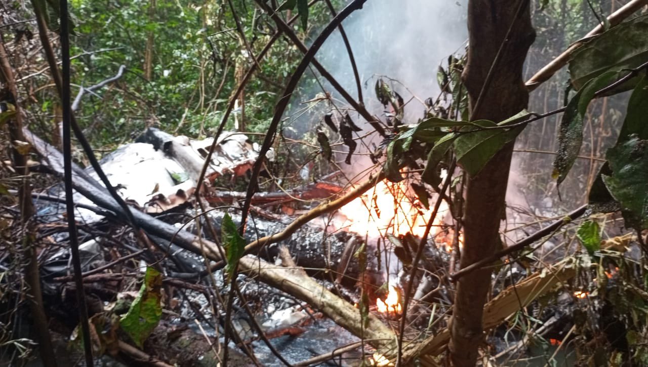 Avioneta tipo ambulancia se estrelló en Vaupés; hay cuatro personas muertas