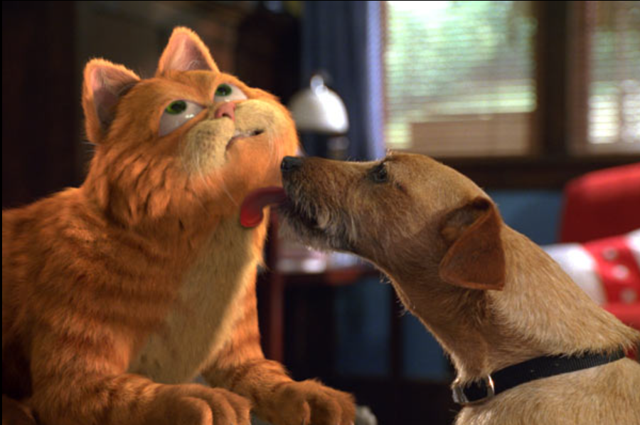 Garfield y Odie en Garfield: la película.