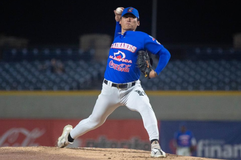 Caimanes pegó primero en la final de la Liga Profesional de Béisbol