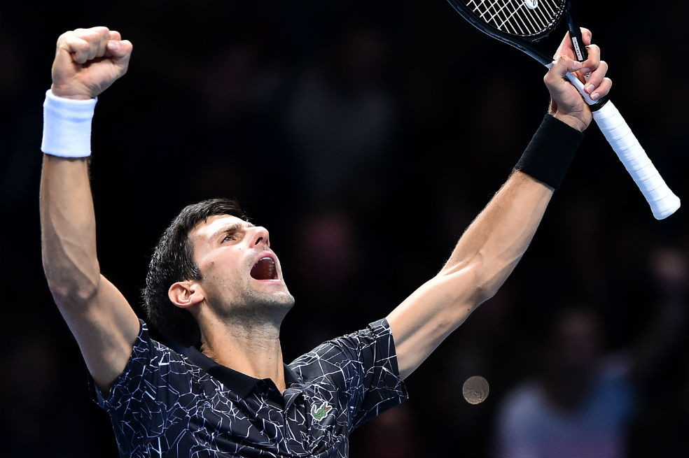 Djokovic cumplió sin sobresaltos ante Isner en el Masters