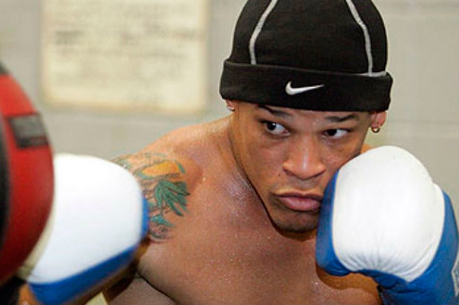 Boxeador puertorriqueño revela que es homosexual