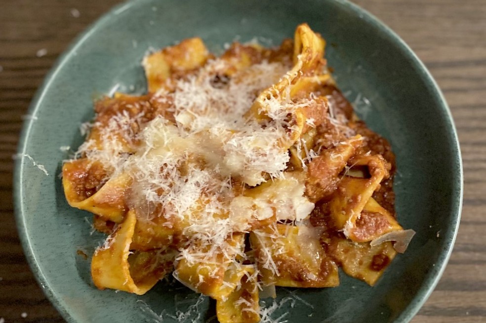 Receta para preparar pappardelle con boloñesa rápida