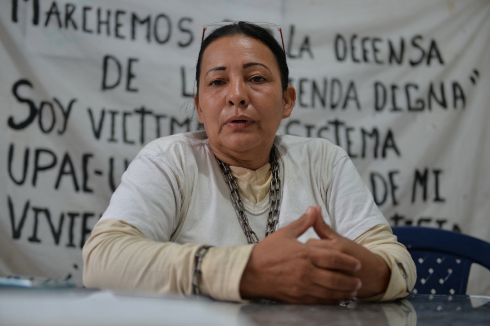 La mujer que caminó medio país para salvar su casa