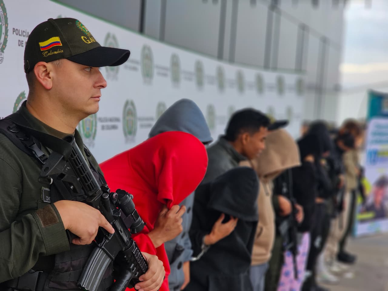 Pagar o perderlo todo: así extorsionaban ‘Los Coyotes’ y ‘Los Calibradores’ en Bogotá