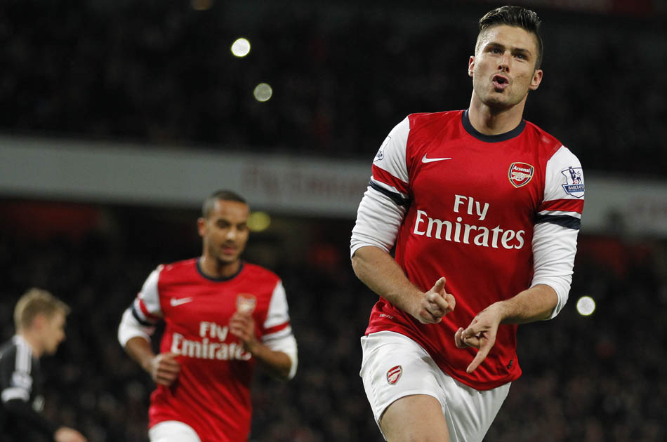 Arsenal ganó y reafirmó su liderato en la Premier League