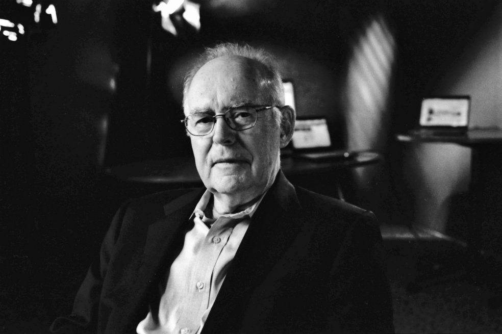Gordon Moore, el cofundador de Intel, murió a los 94 años