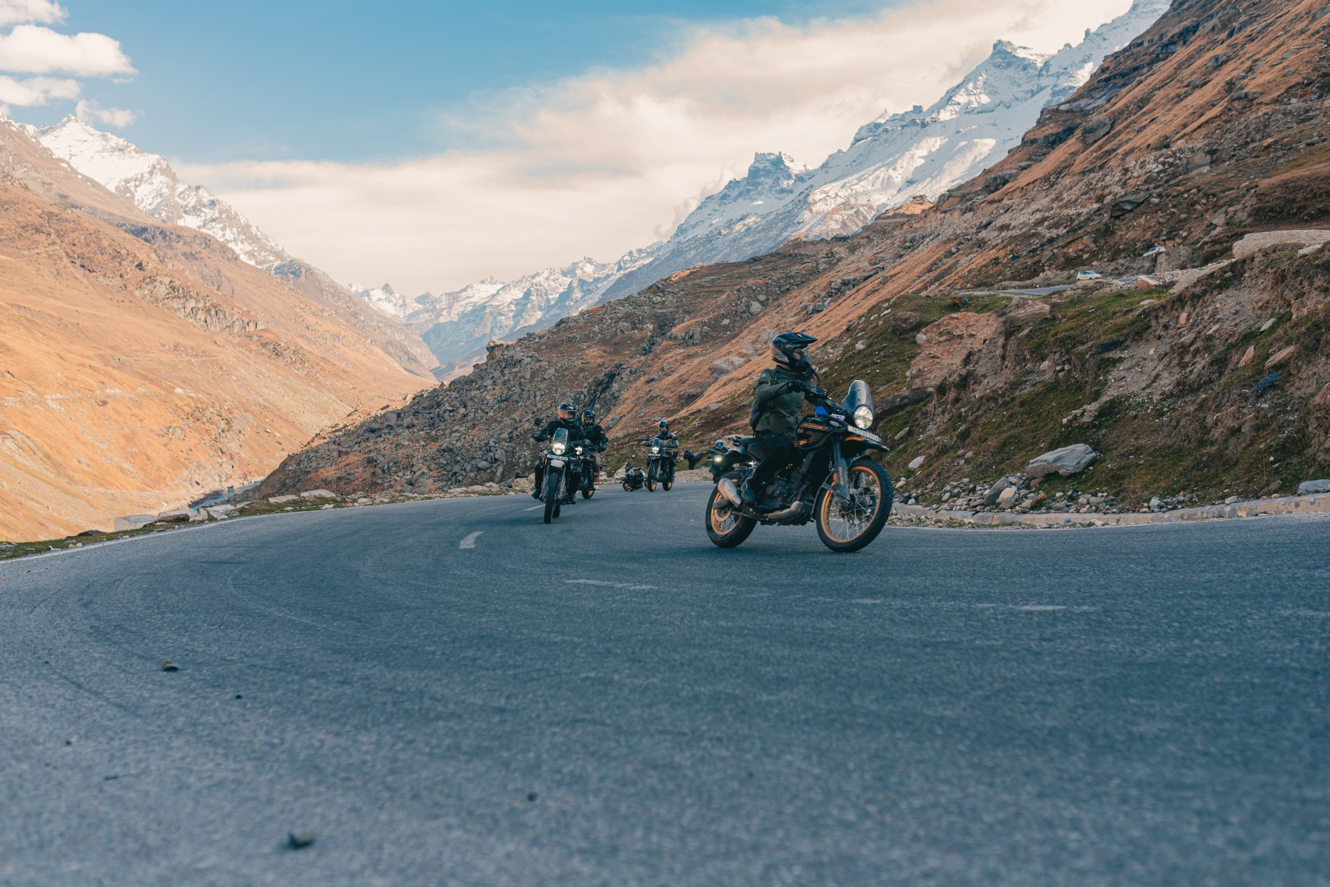 La Himalayan 450 y el fenómeno que dejó cifras históricas a Royal Enfield en 2024