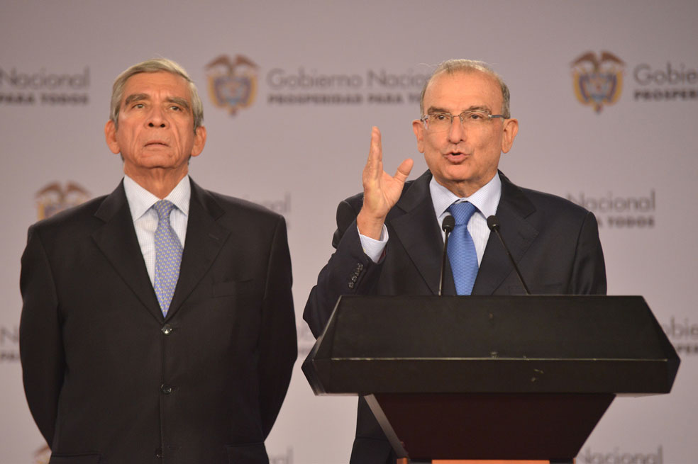 Militares, proceso de paz y política