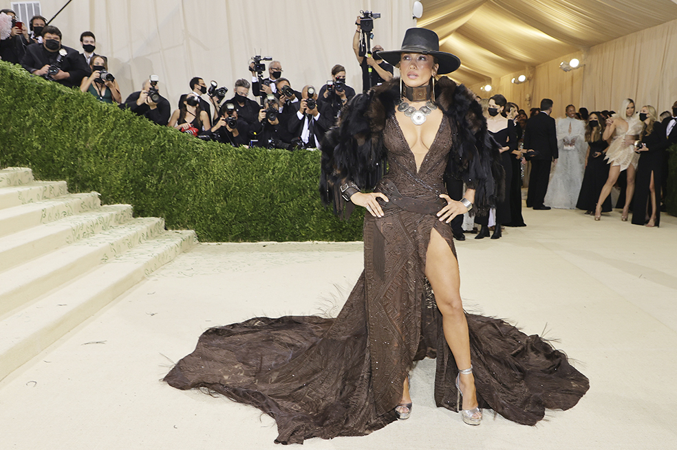 MET GALA: Latinos que llamaron la atención en la alfombra roja en Nueva York.