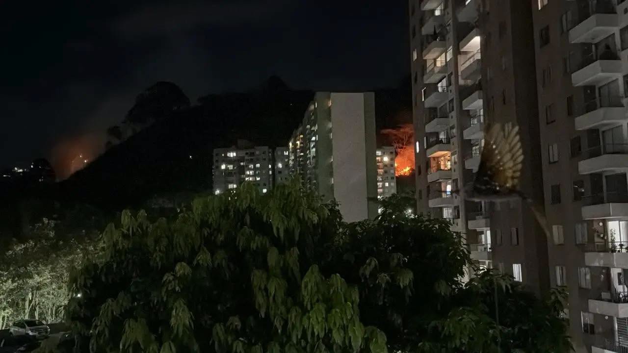 Medellín en alerta naranja por incendios forestales: preocupa aumento de emergencias