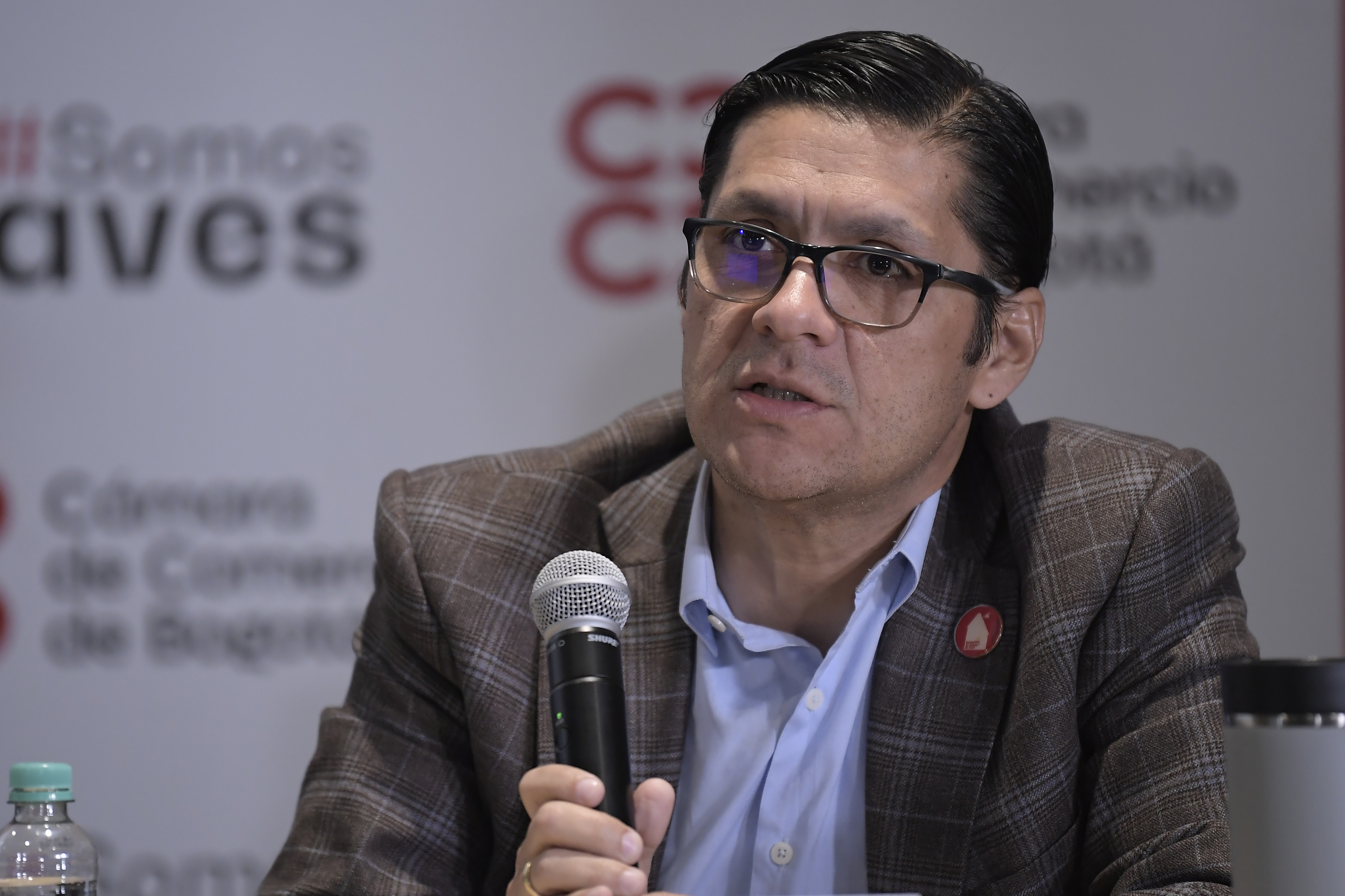Secretaría de Seguridad denuncia instrumentalización de jóvenes en desmanes contra TM