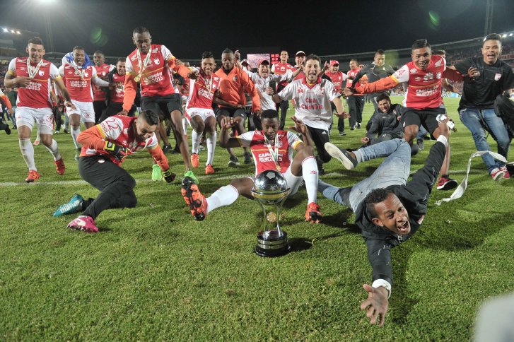 Santa Fe se coronó campeón de la Copa Sudamericana en El Campín. Foto: AFP